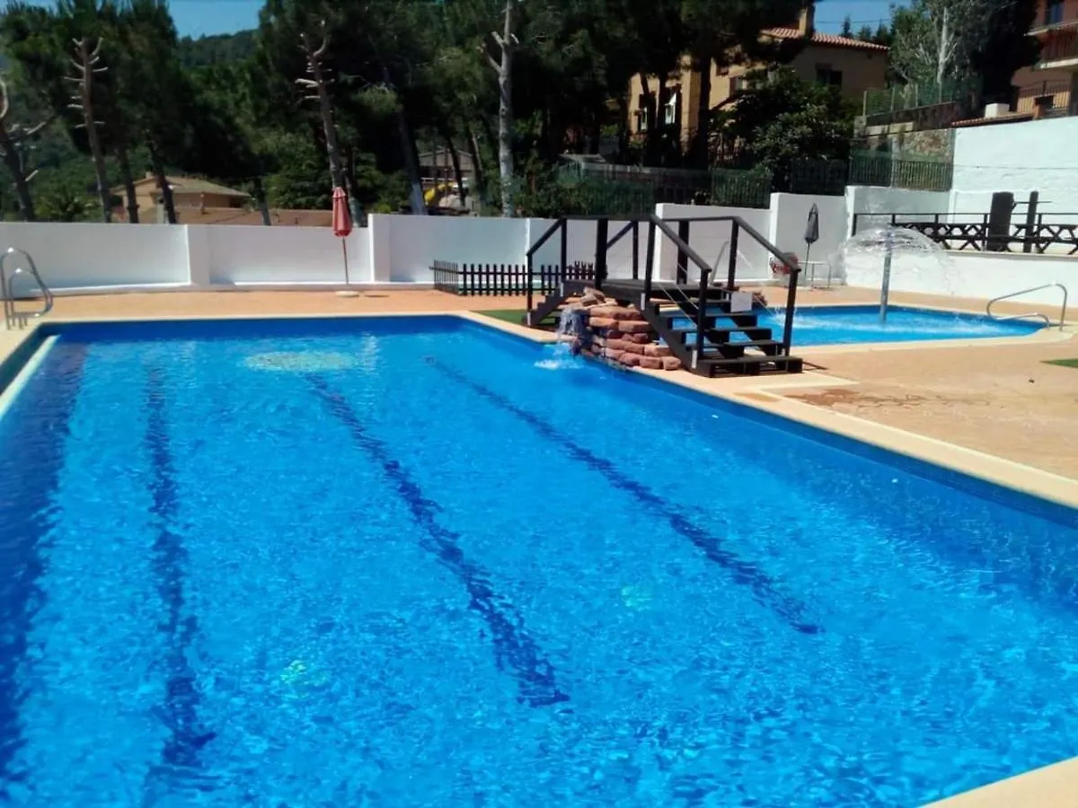 Espai Abadia Argentera 0*,